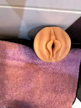 iCum uCum online show from 25, 10, 2025