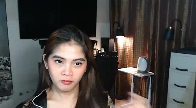 Snapshot of SeductiveTsDoll chatting on 20, 3, 2025 SeductiveTsDoll online show from 20, 3, 2025