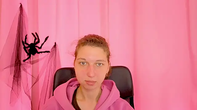 CuteEllii online show from 19, 11, 2025