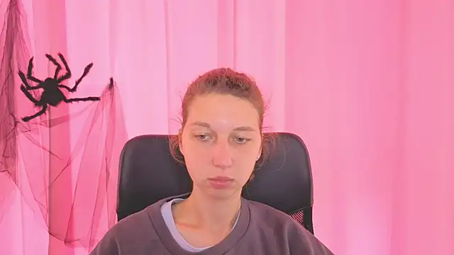 CuteEllii online show from 28, 10, 2025