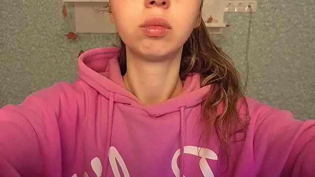 CuteEllii online show from 24, 11, 2025