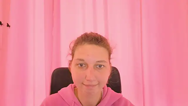 CuteEllii online show from 24, 10, 2025