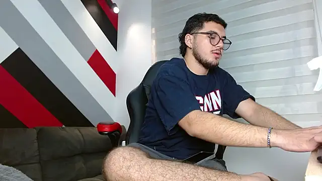 Snapshot of Zac_Golden chatting on 13, 2, 2026 Zac Golden online show from 13, 2, 2026