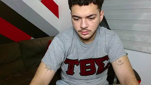 Snapshot of Zac_Golden chatting on 24, 2, 2026 Zac Golden online show from 24, 2, 2026