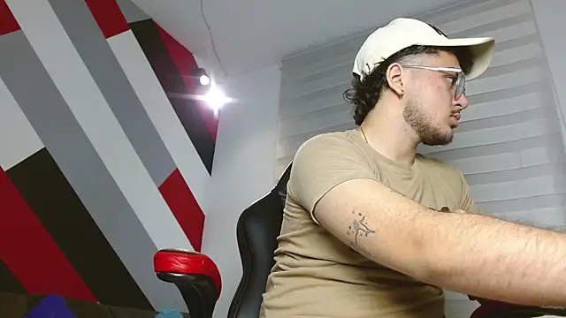 Zac Golden online show from 4, 4, 2026