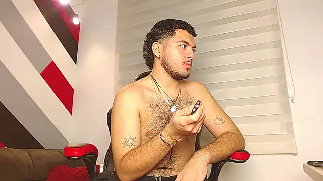 Snapshot of Zac_Golden chatting on 10, 2, 2026 Zac Golden online show from 10, 2, 2026