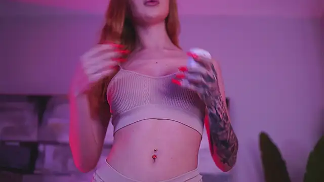 LaraSynn online show from 11, 2, 2026