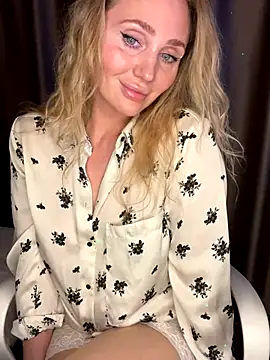 Drink me all up online show from 26, 10, 2025