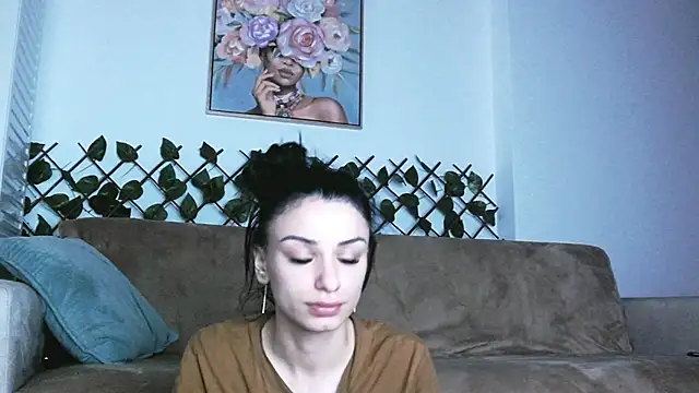 Snapshot of BiancaNovaa chatting on 28, 11, 2025 BiancaNovaa online show from 28, 11, 2025