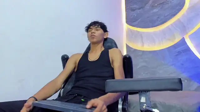 Sex Boy 33  online show from 10, 11, 2025