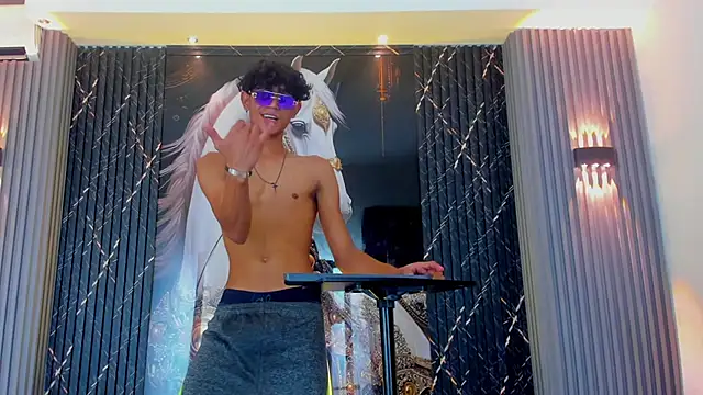 Sex Boy 33  online show from 7, 11, 2025