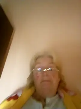 AmyLove353 online show from 6, 2, 2026