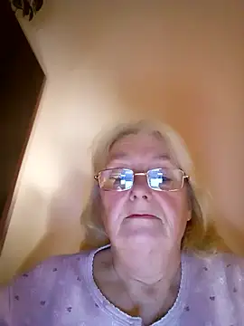 AmyLove353 online show from 23, 2, 2026