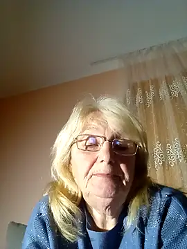 AmyLove353 online show from 24, 10, 2025