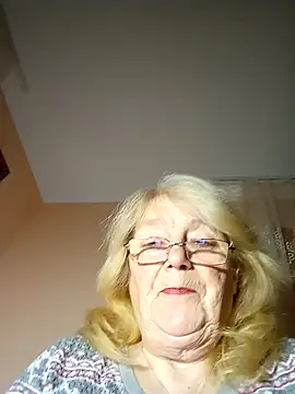 AmyLove353 online show from 26, 11, 2025