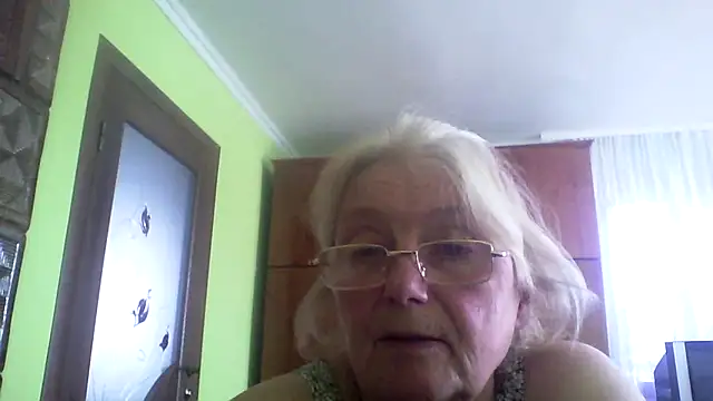 AmyLove353 online show from 6, 3, 2026