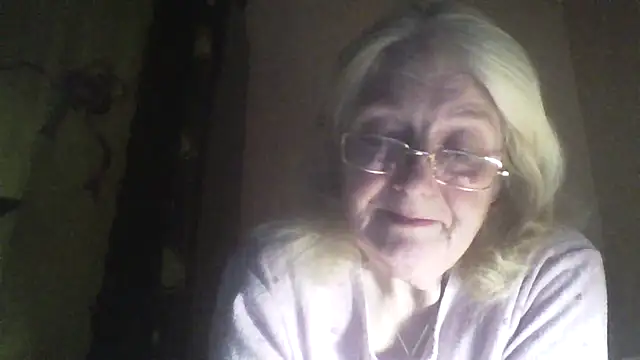 AmyLove353 online show from 8, 3, 2026