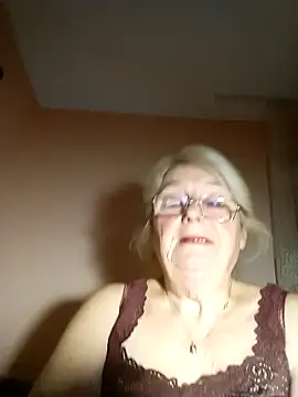 AmyLove353 online show from 29, 10, 2025