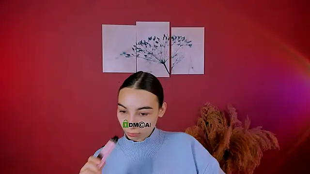 kira light   online show from 11, 11, 2025