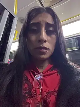 Violeet-Smith online show from 29, 10, 2025