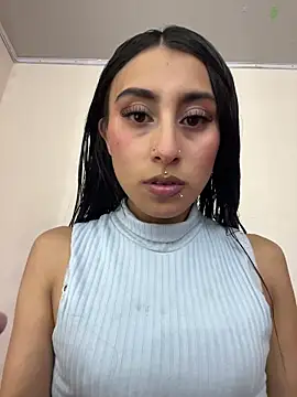 Violeet-Smith online show from 11, 11, 2025