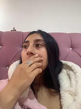 Snapshot of Violeet-Smith chatting on 8, 2, 2026 Violeet-Smith online show from 8, 2, 2026