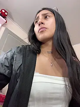 Violeet-Smith online show from 25, 11, 2025