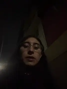 Snapshot of Violeet-Smith chatting on 16, 2, 2026 Violeet-Smith online show from 16, 2, 2026