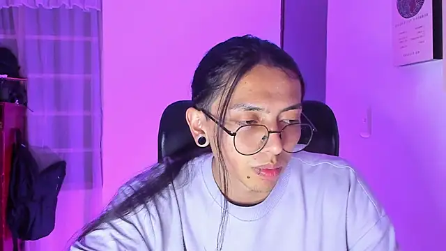  Astrea  online show from 9, 4, 2026