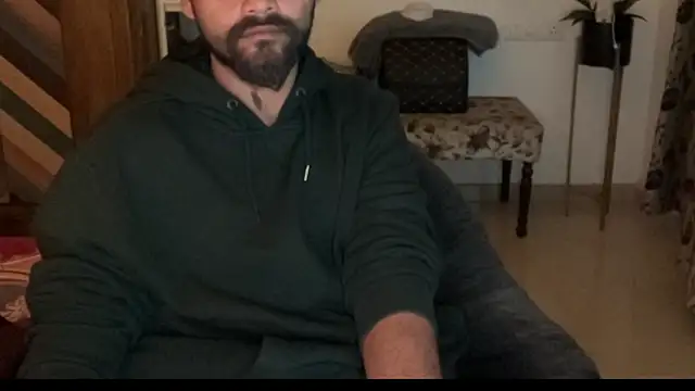 MakeMeAwareAah online show from 6, 1, 2026