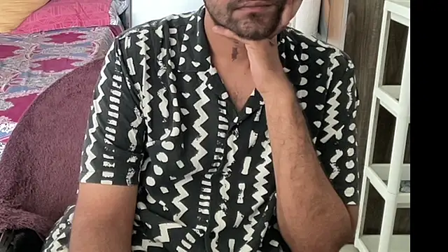 MakeMeAwareAah online show from 26, 10, 2025