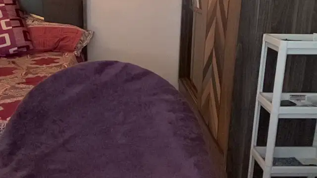 MakeMeAwareAah online show from 23, 10, 2025