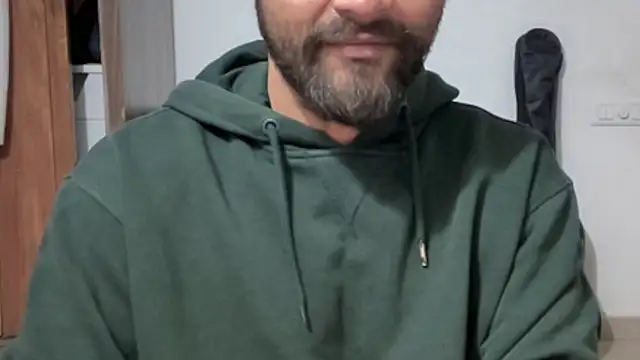 MakeMeAwareAah online show from 11, 1, 2026