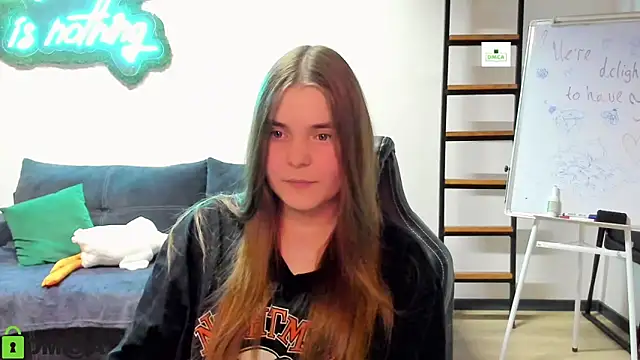 MiraaBloom online show from 13, 11, 2025