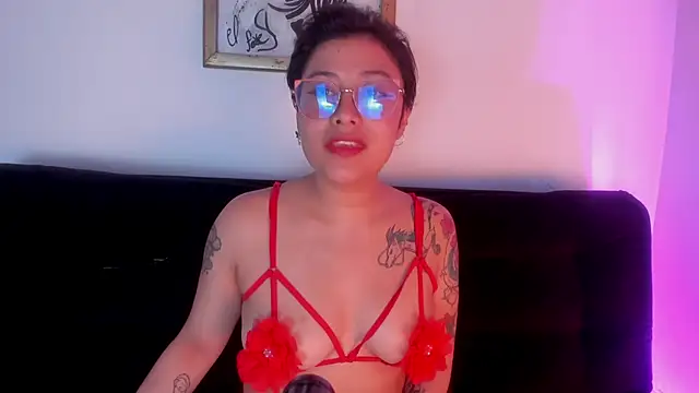 Juliexxxtasy online show from 4, 11, 2025