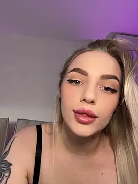 HugeBoobsAlice online show from 29, 5, 2026