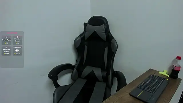 Nicole2507 online show from 15, 1, 2026