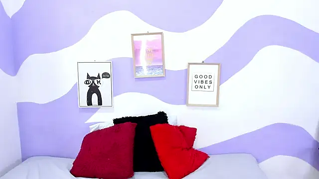 VIOLETA-28 online show from 31, 10, 2025