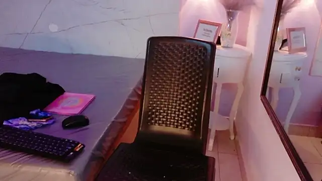 Lorraine Jackson online show from 14, 11, 2025