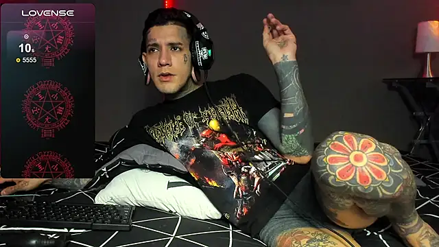 cleoo jhonny online show from 2, 4, 2026