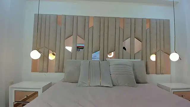 AnnieLove  online show from 28, 11, 2025