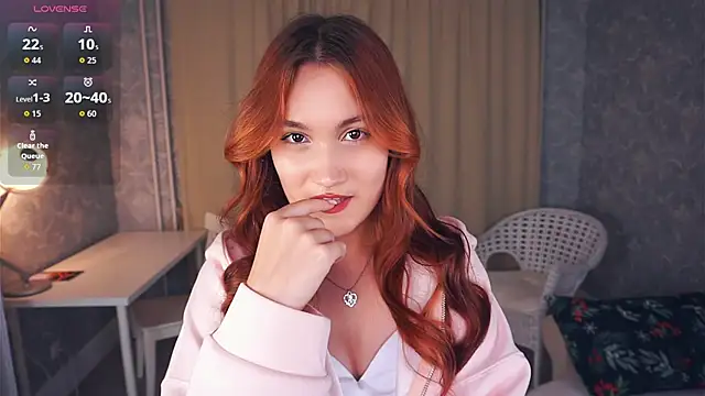 OcieJakab online show from 7, 11, 2025