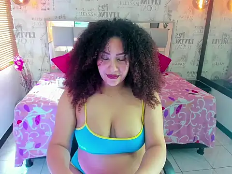 ROZZE MILA online show from 8, 11, 2025