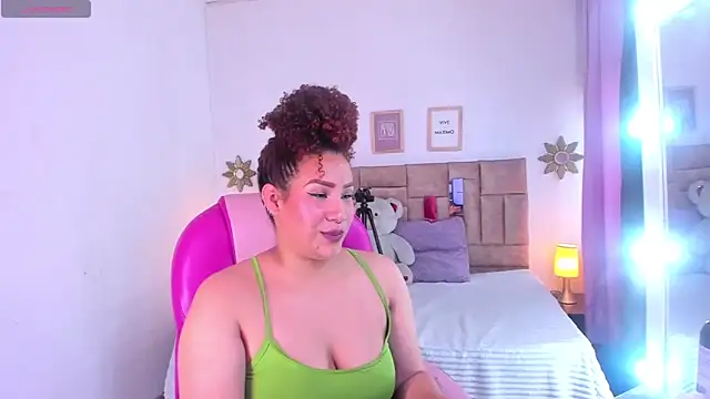 ROZZE MILA online show from 6, 3, 2026