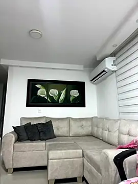 Snapshot of isa_p chatting on 11, 11, 2025 isa p online show from 11, 11, 2025