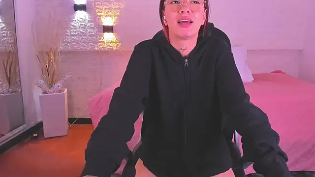 Snapshot of gracehall_1 chatting on 5, 2, 2026 gracehall 1 online show from 5, 2, 2026