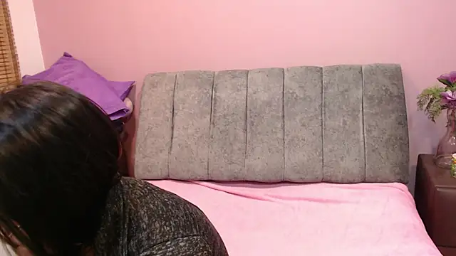 Snapshot of AbbiieMonroe chatting on 14, 11, 2025 AbbiieMonroe online show from 14, 11, 2025