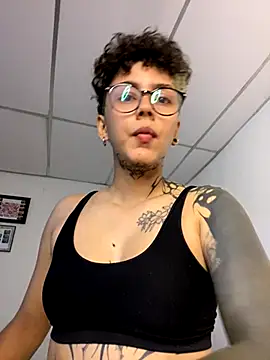 Abby Evanns1 online show from 6, 11, 2025