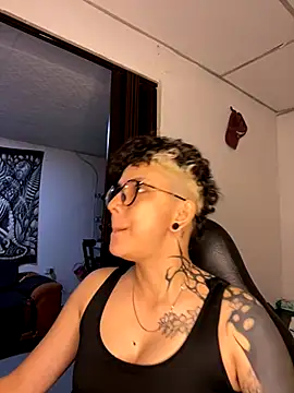 Abby Evanns1 online show from 30, 10, 2025