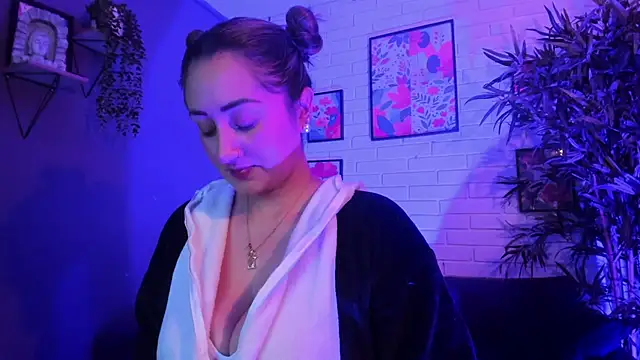 Sofia  Stk online show from 17, 11, 2025